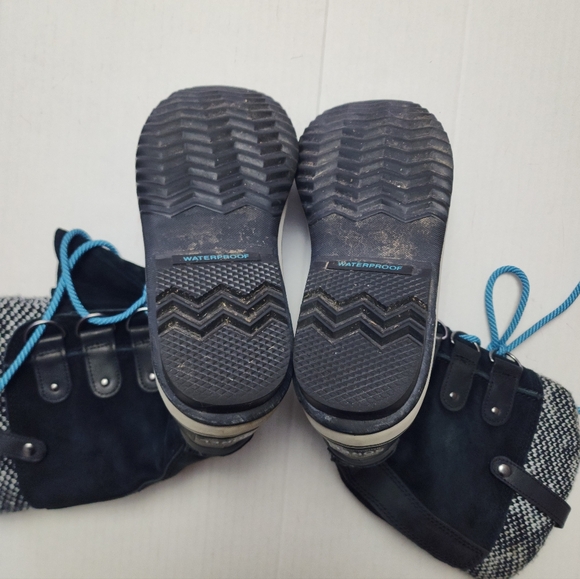 SOREL Boots - Picture 10 of 12